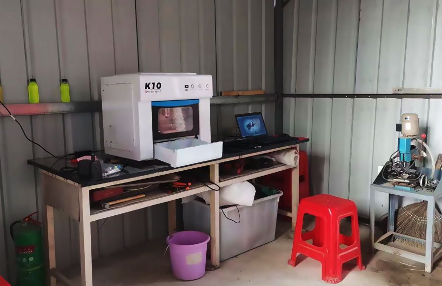 五軸小型數控雕刻機